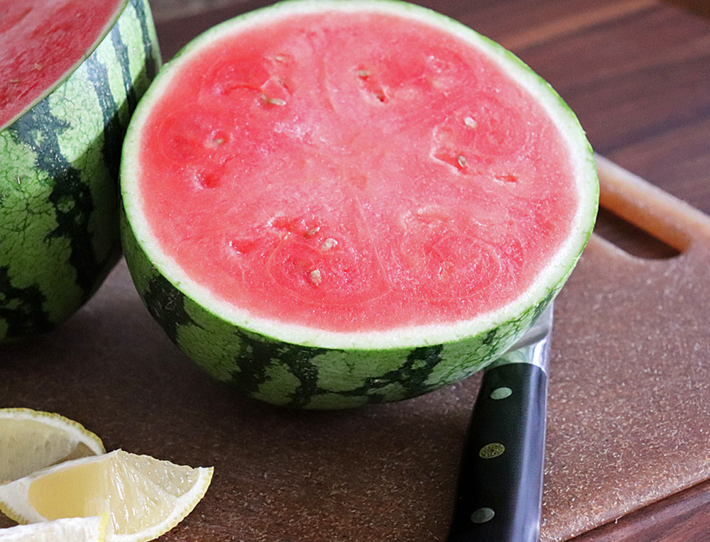 Cutting the watermelon